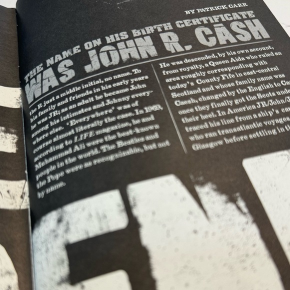 Johnny Cash 4cd box set THE LEGEND - Picture 9 of 11